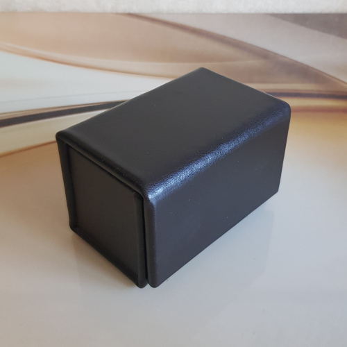 Шкатулка на 1 часы. Кожа. Замша