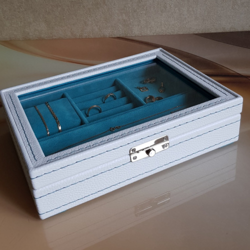 Шкатулка для украшений. Кожа. Замша.